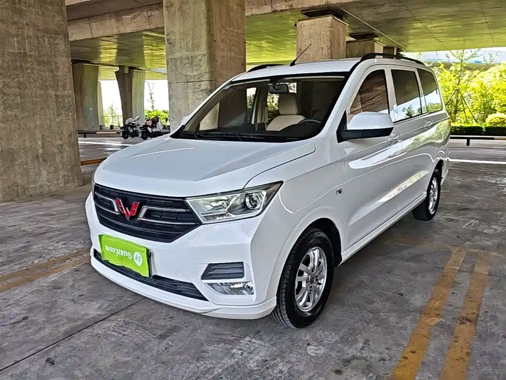 Wuling Hongguang 2022 — фото 2