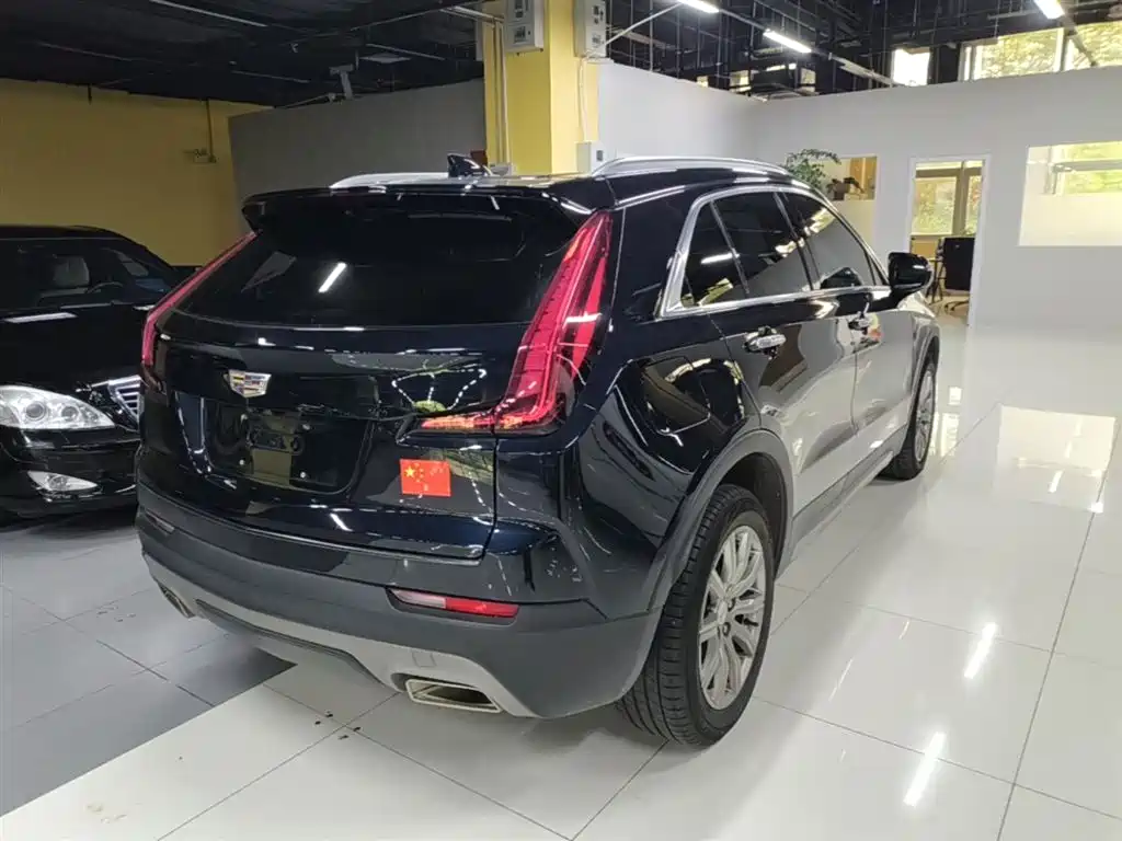 Cadillac XT4 2020 — фото 7
