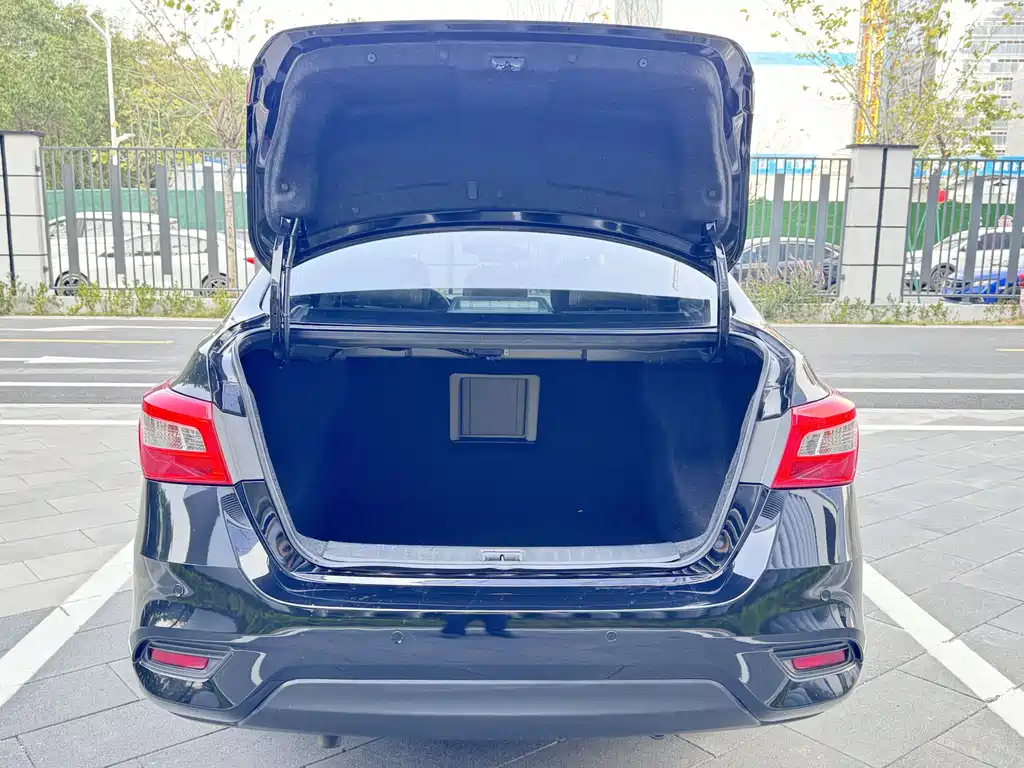 Nissan Sylphy 2019 — фото 29
