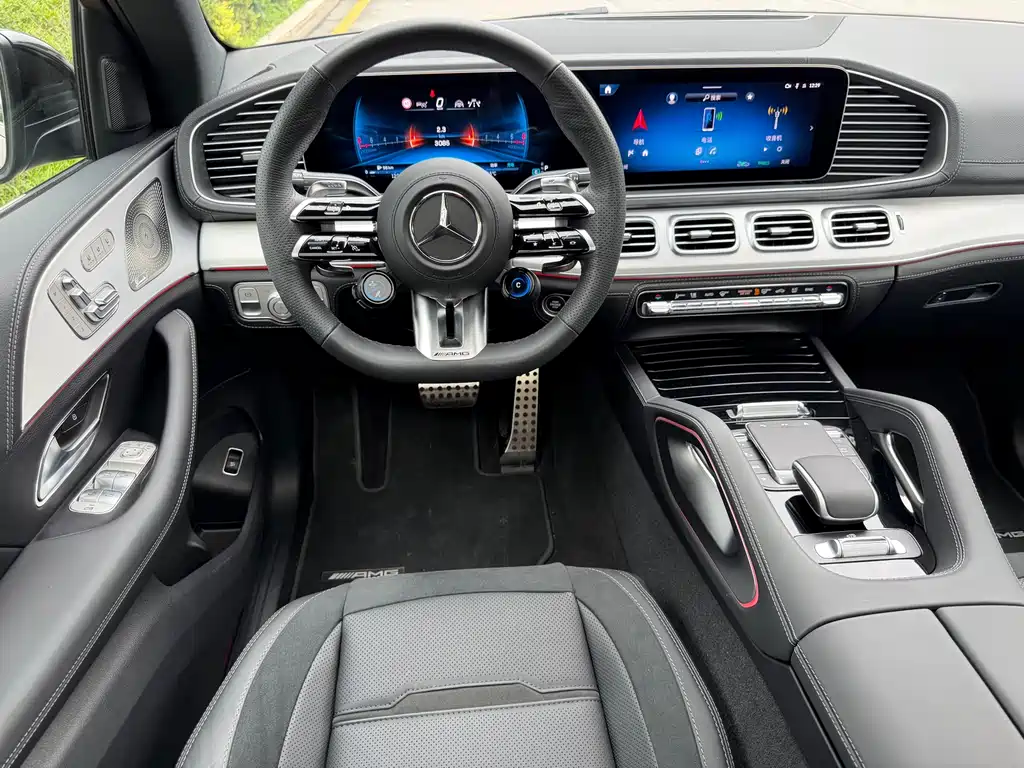 Mercedes-Benz GLE Coupe AMG 2025 — фото 8