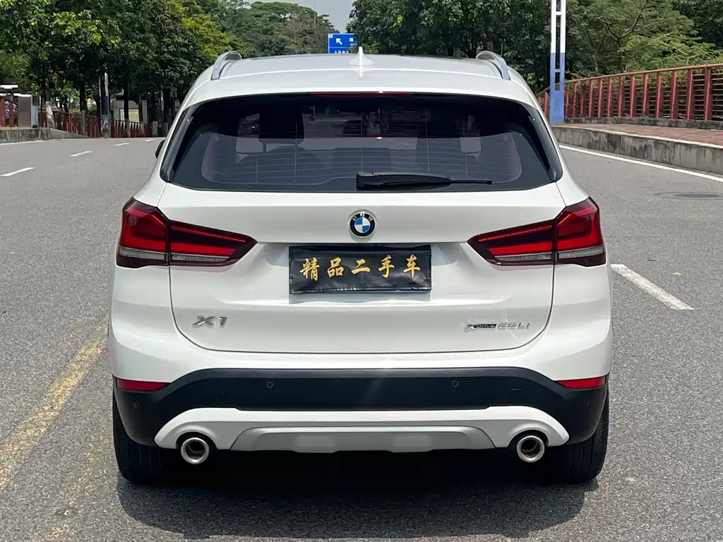 BMW X1 2021 — фото 5