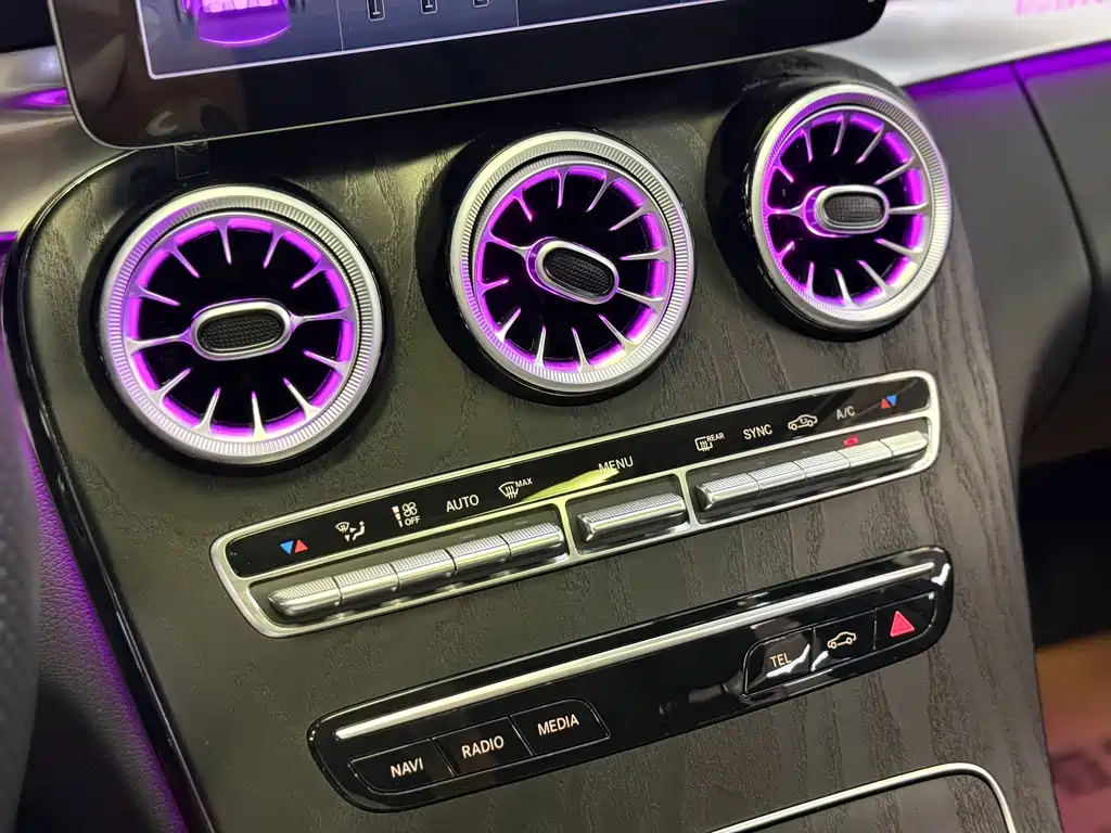 Mercedes-Benz C-Class 2020 — фото 16