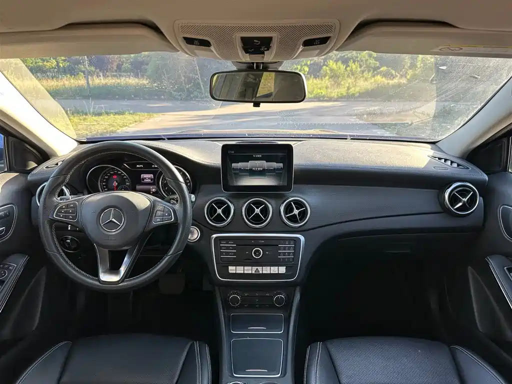 Mercedes-Benz GLA 2018 — фото 10