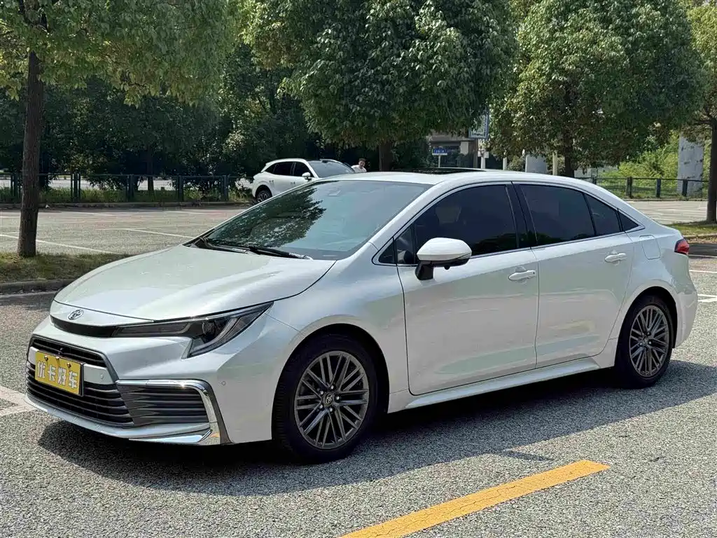 Toyota Levin 2023 — фото 1