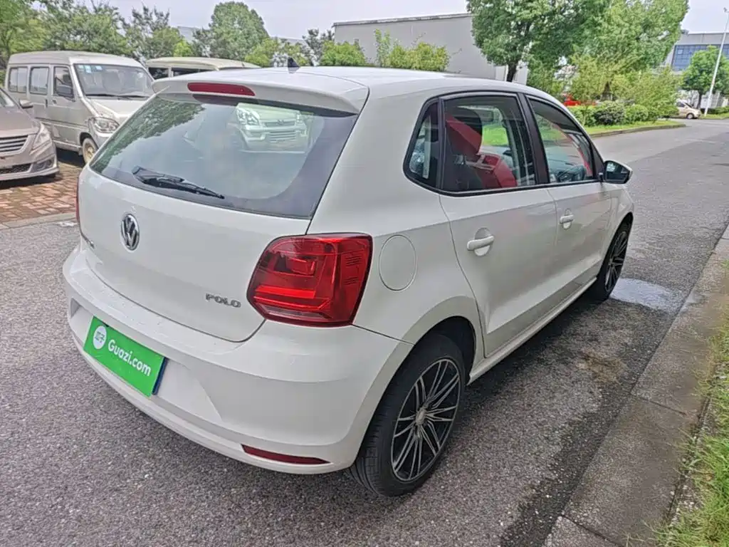 Volkswagen Polo 2016