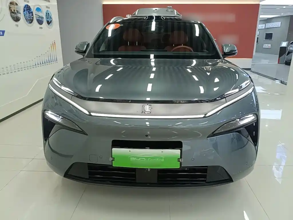 BYD Tang L 2025
