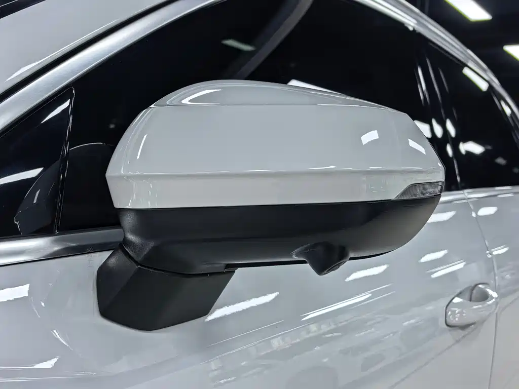 Audi Q3 2023 — фото 8