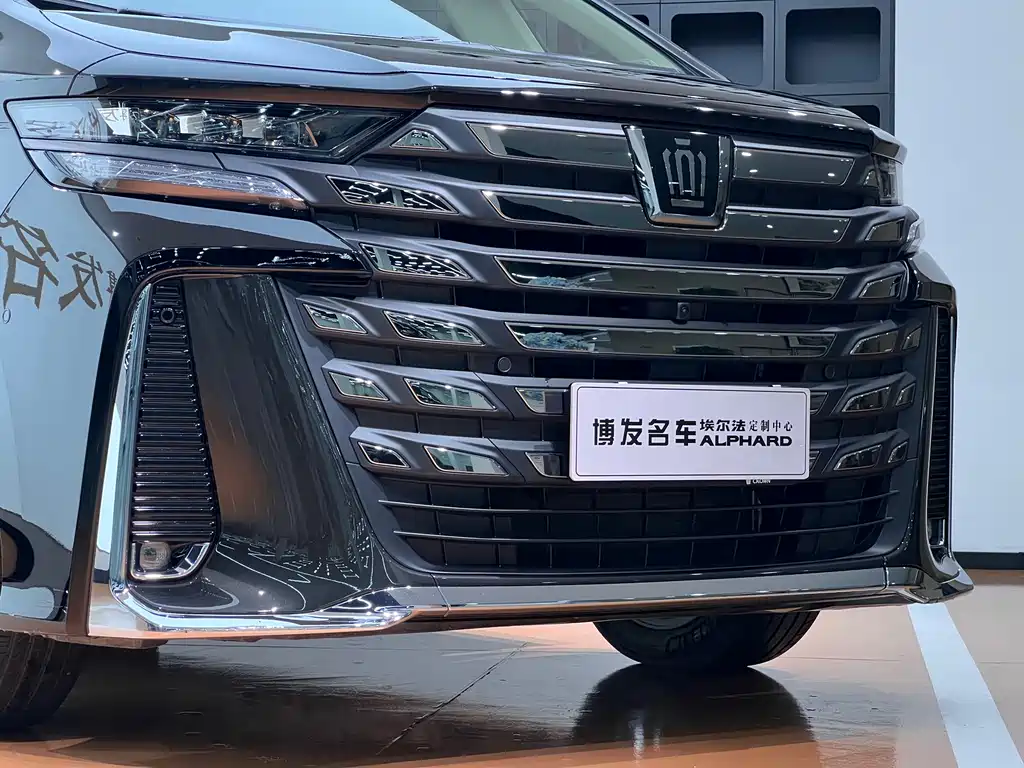 Toyota Vellfire 2025 — фото 4