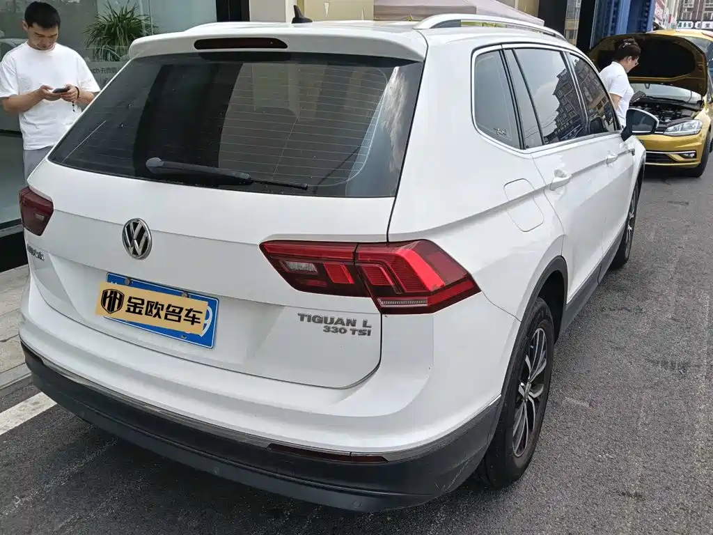Volkswagen Tiguan L 2017