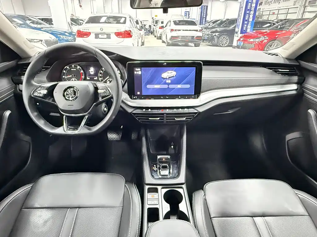 Skoda Octavia 2022 — фото 19