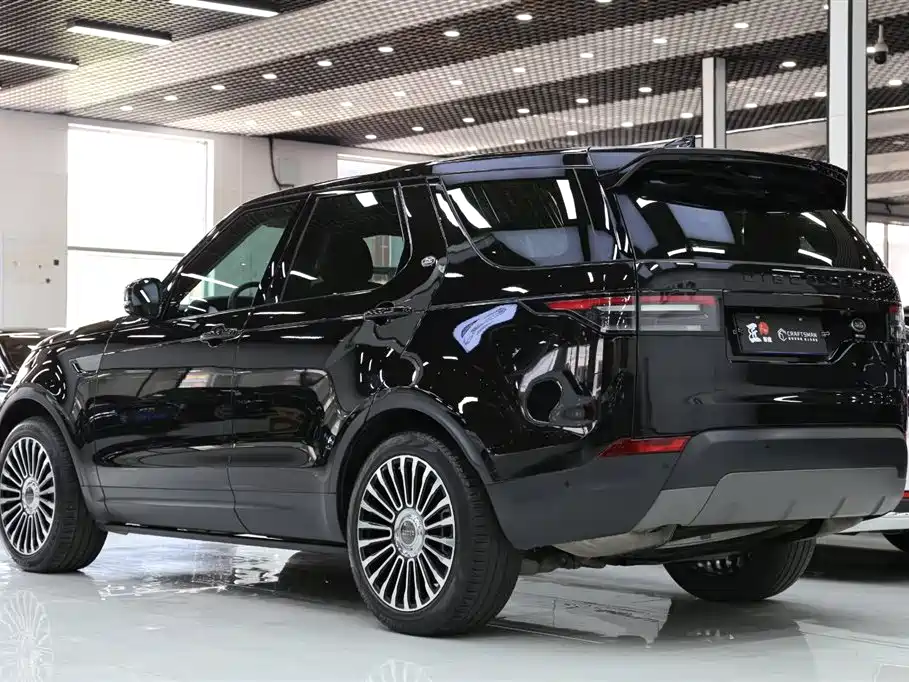 Land Rover Discovery 2020 — фото 21