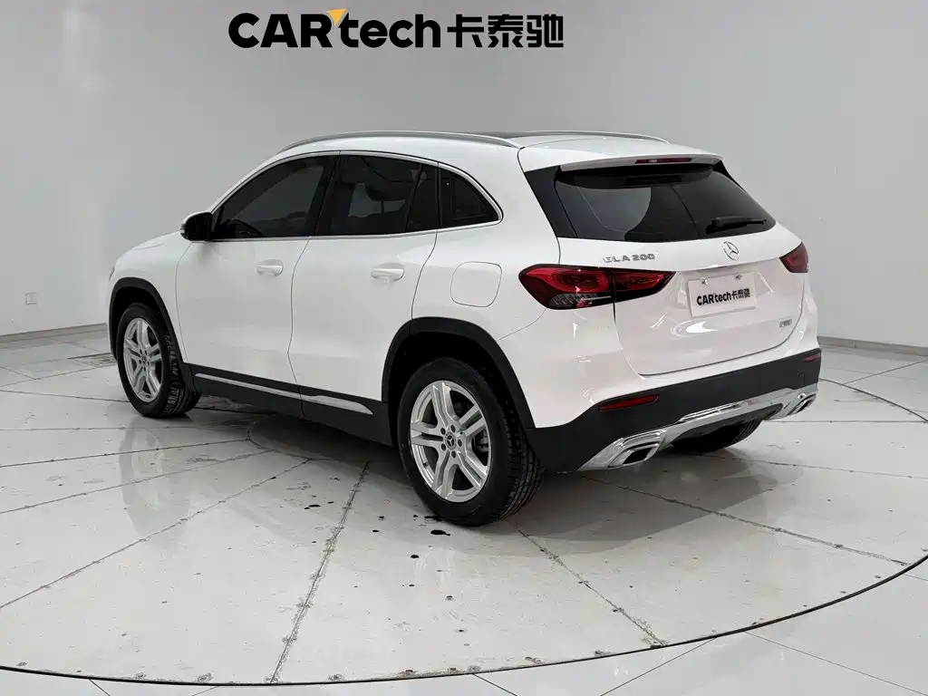 Mercedes-Benz GLA 2023 — фото 7