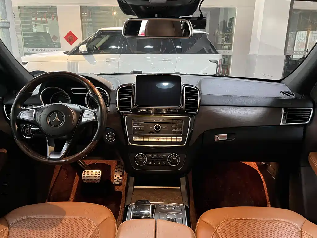 Mercedes-Benz GLS 2016 — фото 7