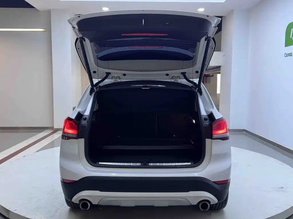 BMW X1 2022 — фото 15