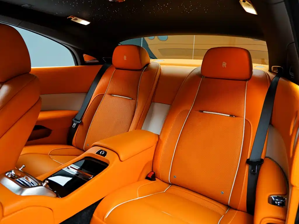Rolls-Royce Phantom 2021 — фото 15