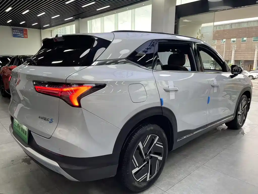 Wuling Xingguang S 2024 — фото 10