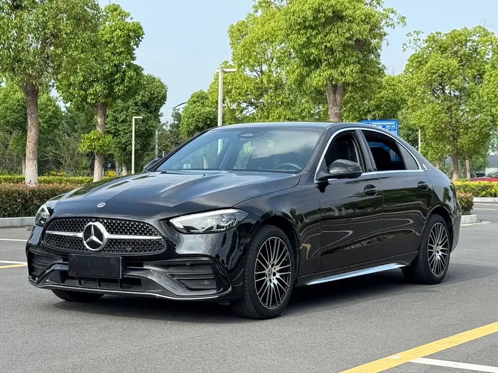 Mercedes-Benz C-Class 2023 — фото 1