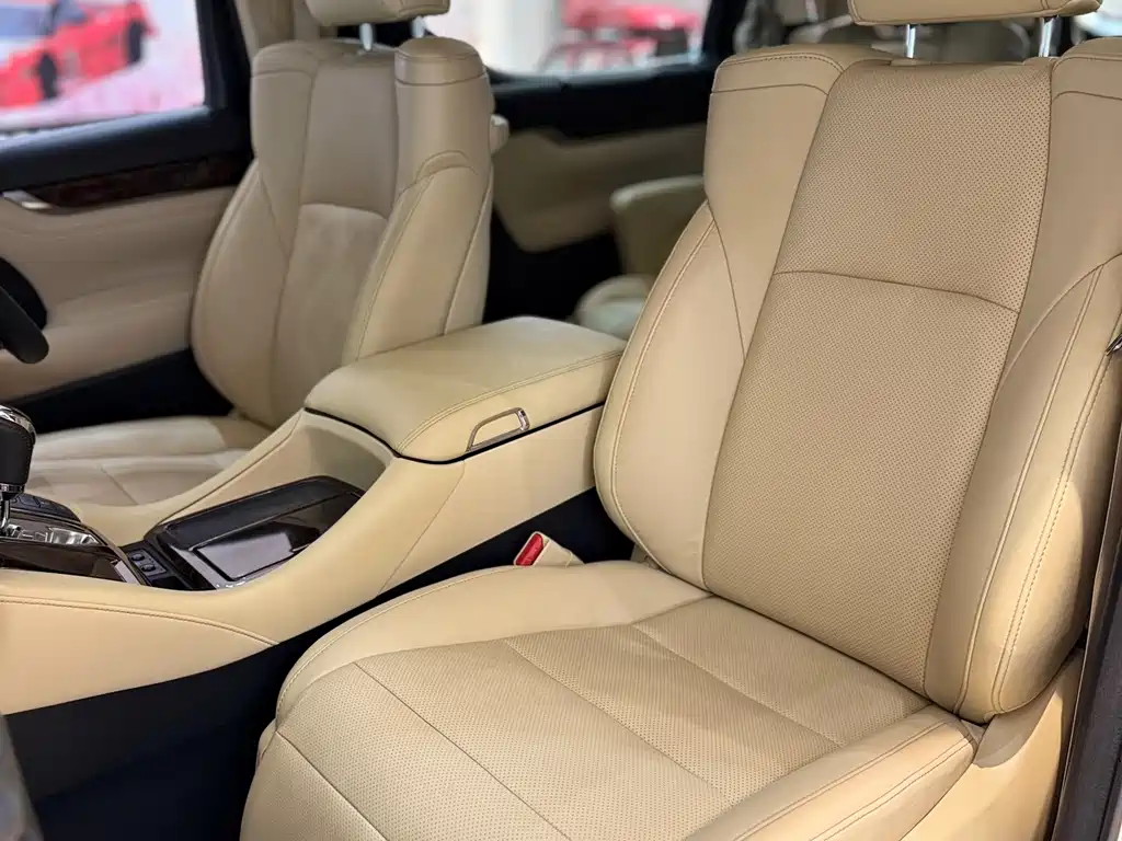 Toyota Alphard 2018 — фото 10