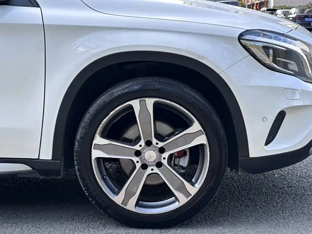 Mercedes-Benz GLA 2016 — фото 23
