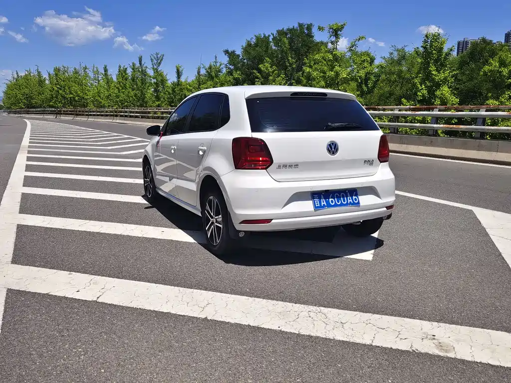 Volkswagen Polo 2018 — фото 10