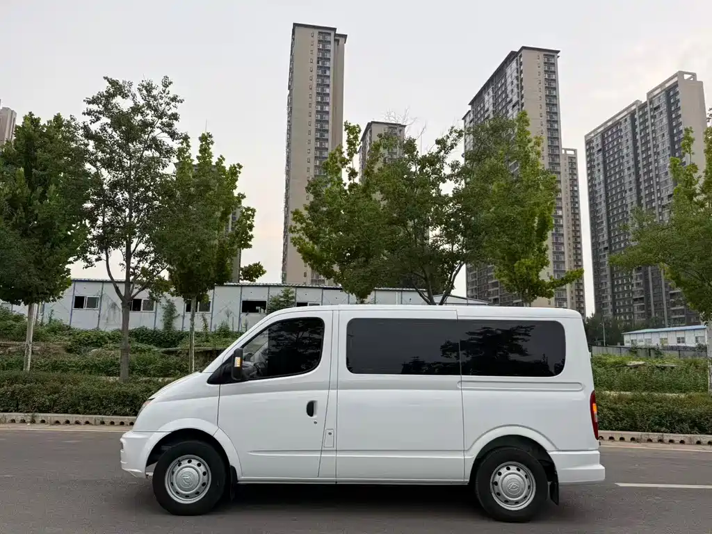Maxus V80 2023