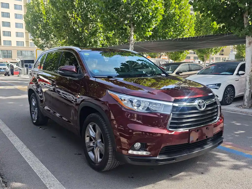 Toyota Highlander 2017 — фото 2