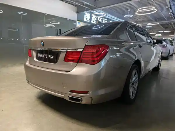 BMW 7 Series 2009