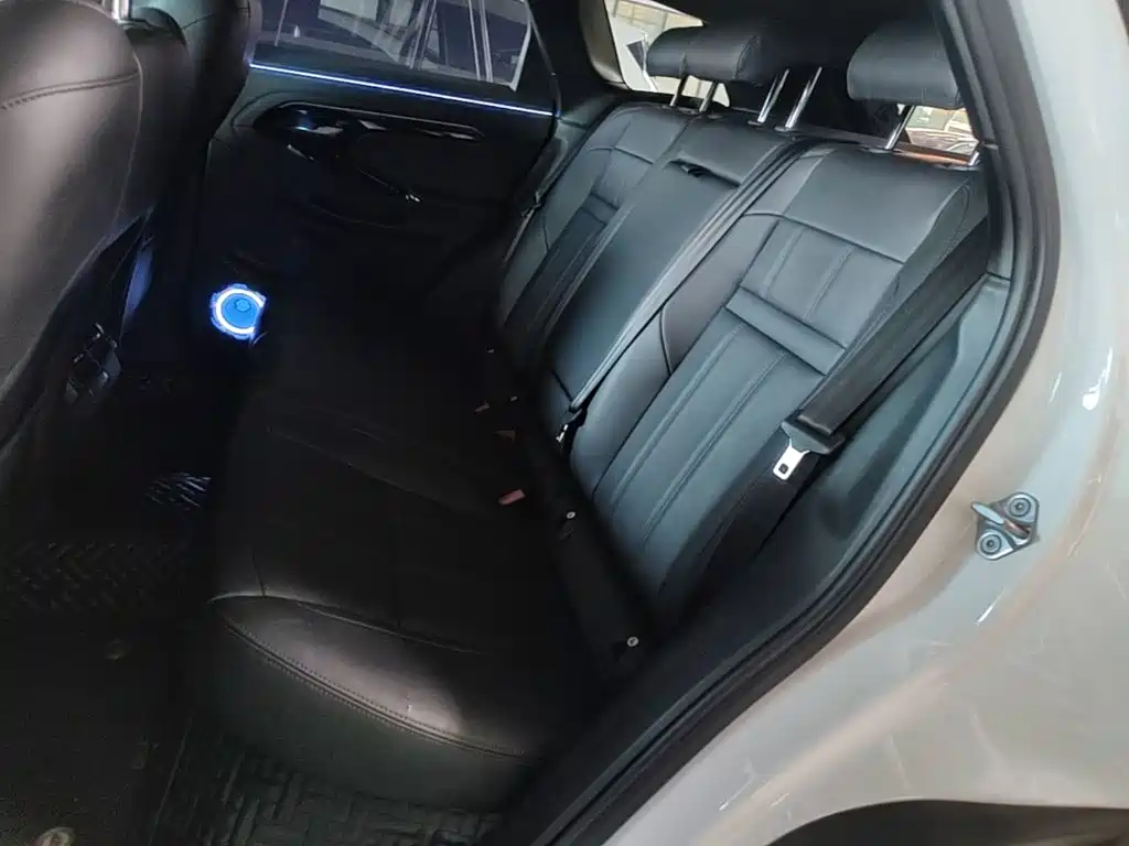 Land Rover Range Rover Evoque 2021 — фото 17