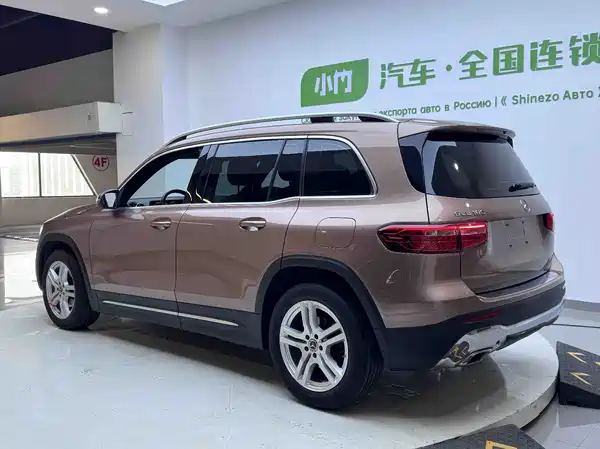 Mercedes-Benz GLB 2021
