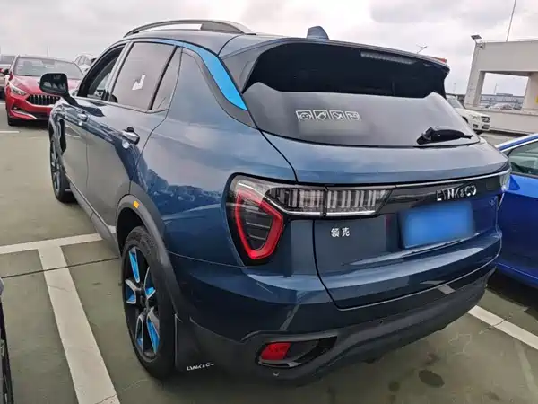 Lynk & Co 01 2017