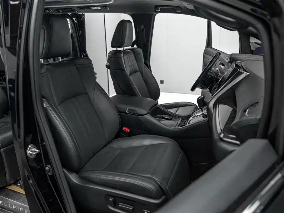 Toyota Vellfire 2022 — фото 20