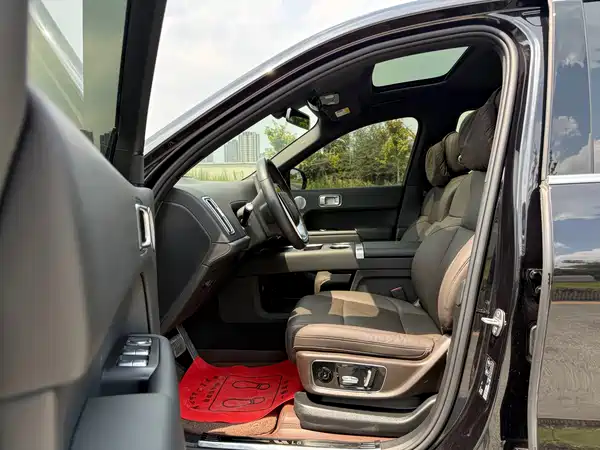 Li Auto L8 2024