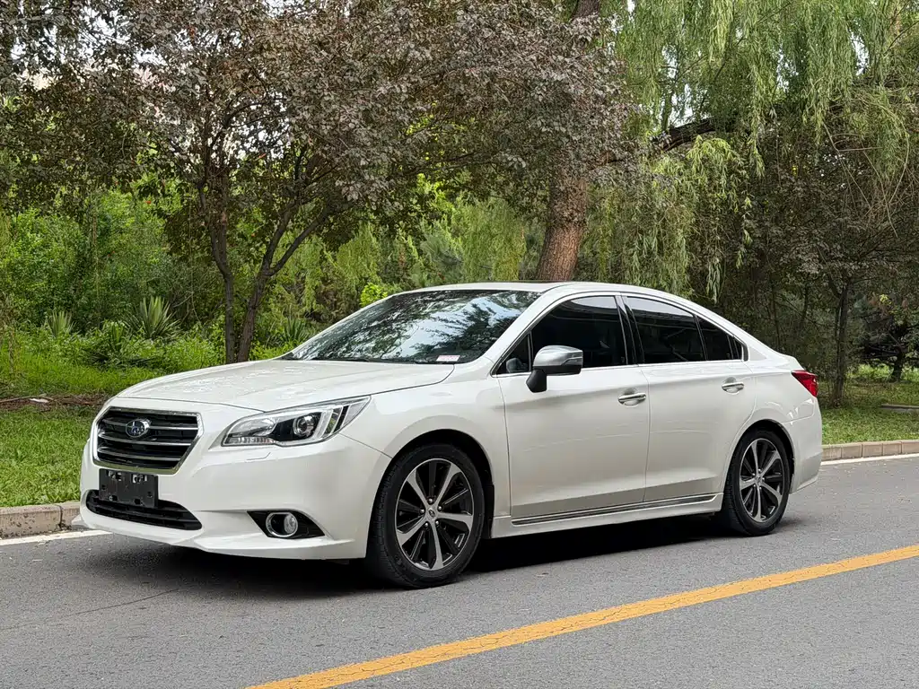 Subaru Legacy 2016