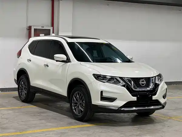 Nissan X-Trail 2025