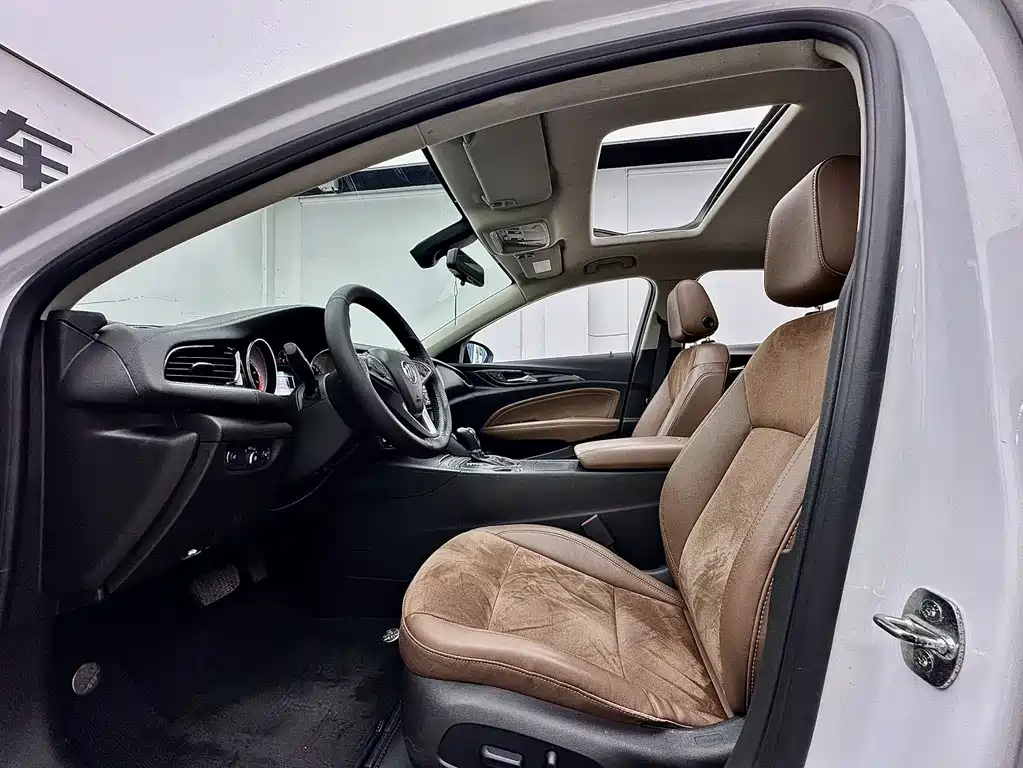Buick Regal 2019 — фото 14