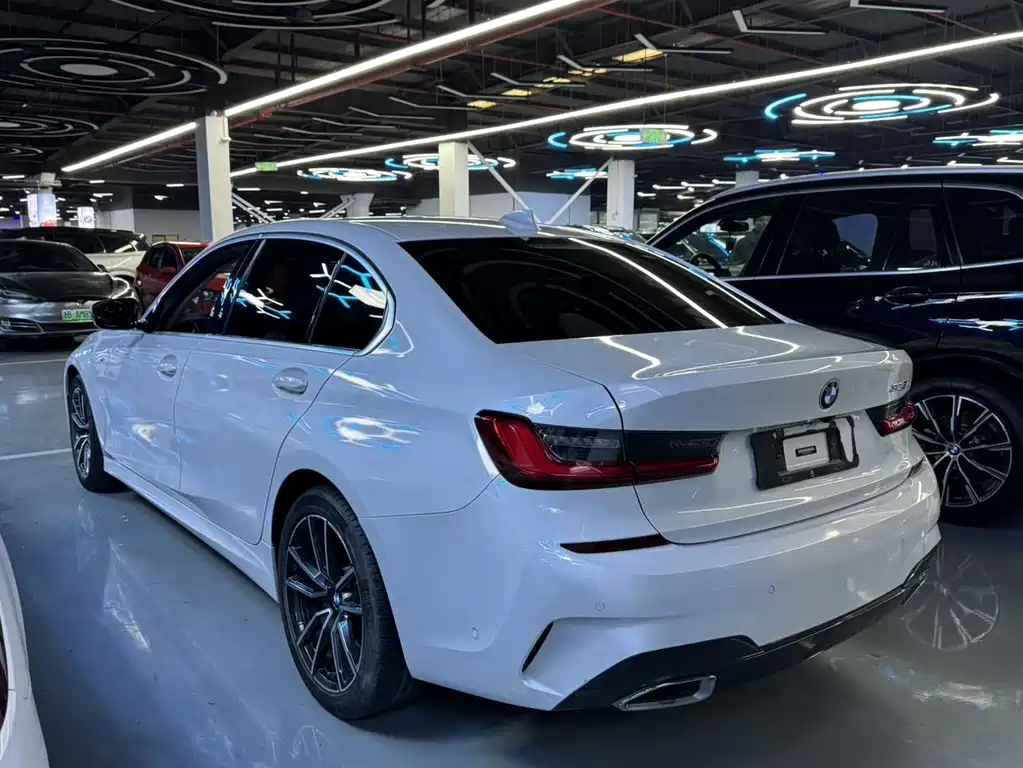 BMW 3 Series 2020 — фото 17