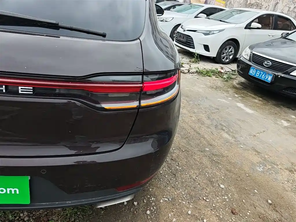 Porsche Macan 2019 — фото 8