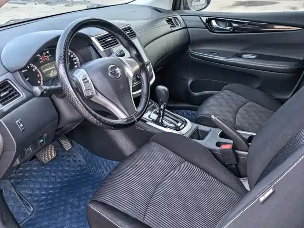 Nissan Tiida 2020