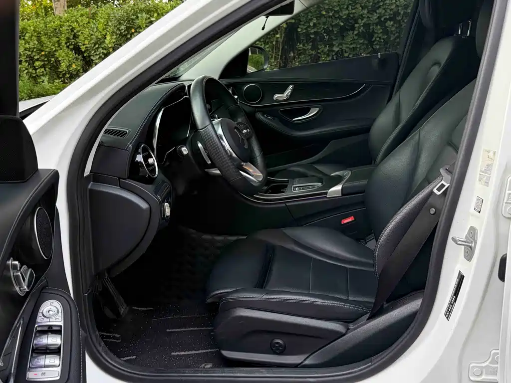 Mercedes-Benz C-Class 2020 — фото 10