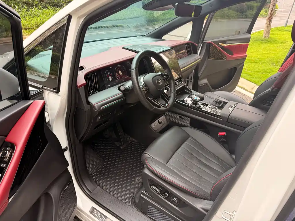 GAC Motor Trumpchi M8 2023 — фото 8