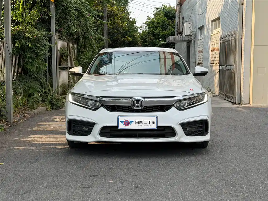Honda Inspire 2020 — фото 2