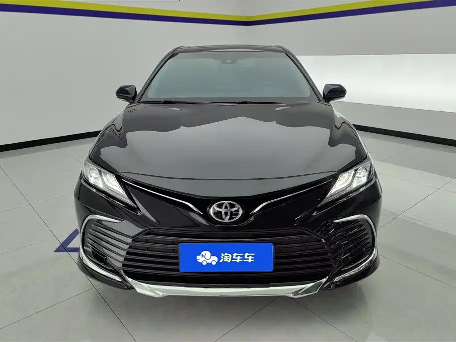 Toyota Camry 2023