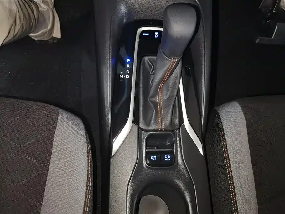 Toyota Corolla 2022 — фото 16