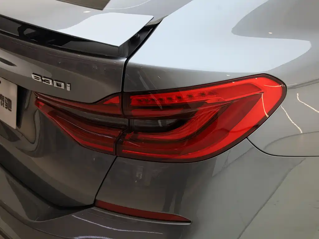 BMW 6 Series GT 2019 — фото 12