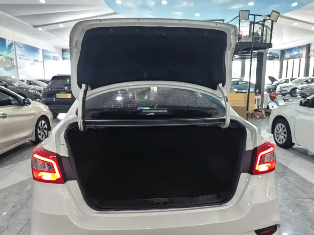 Nissan Sylphy 2021 — фото 19
