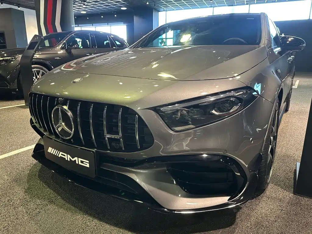 Mercedes-Benz A-Class AMG — фото 1