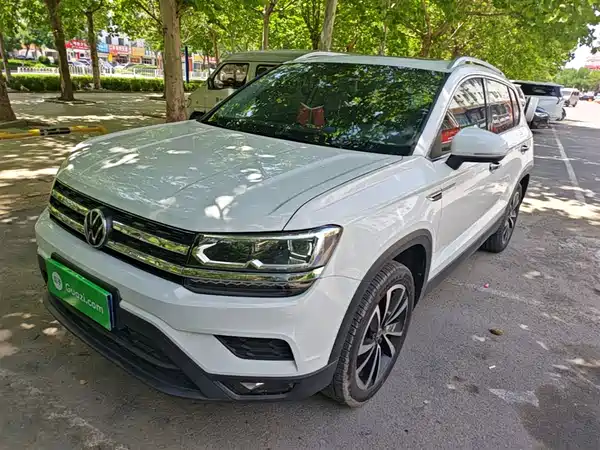 Volkswagen Tharu 2021