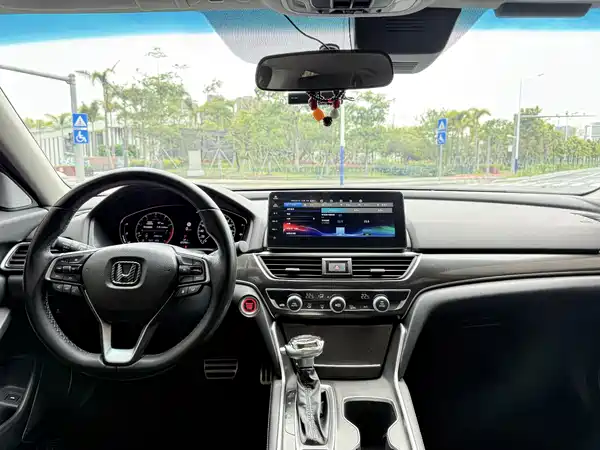 Honda Accord 2022