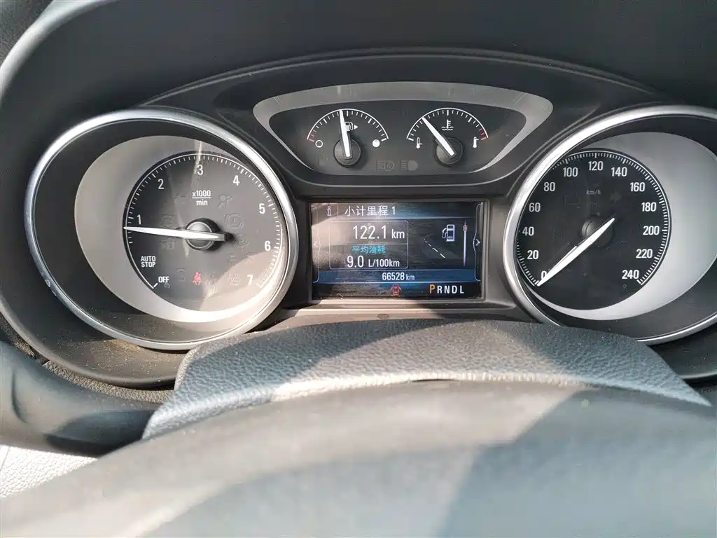 Buick Envision Plus 2018 — фото 12