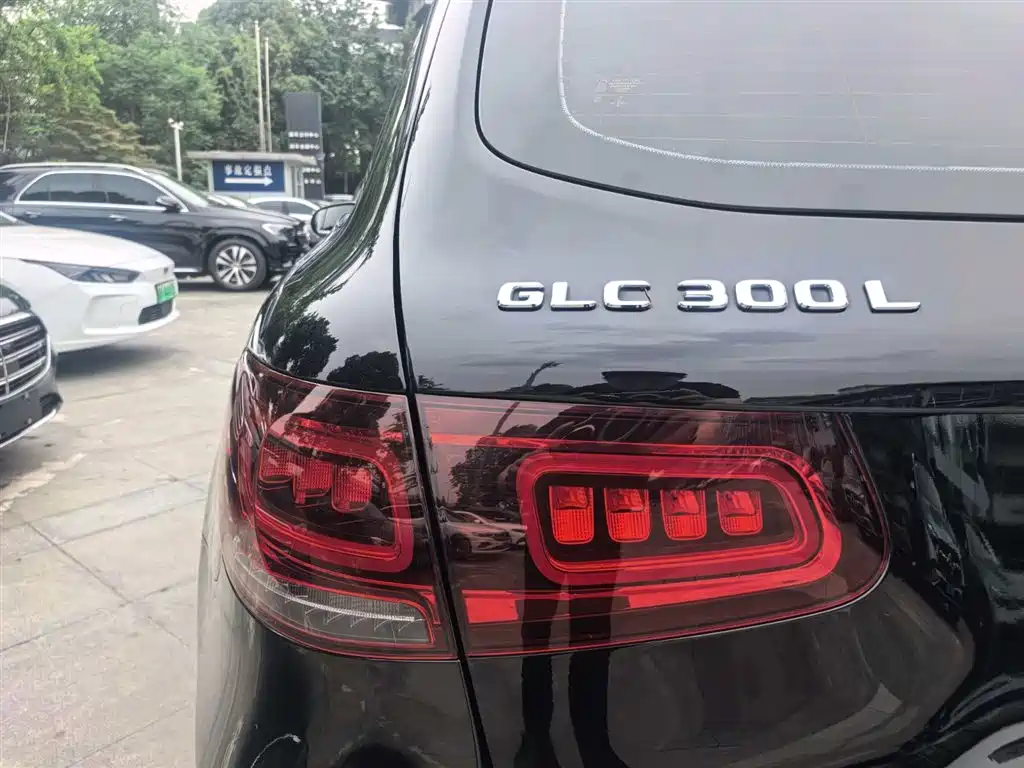 Mercedes-Benz GLC 2020 — фото 11